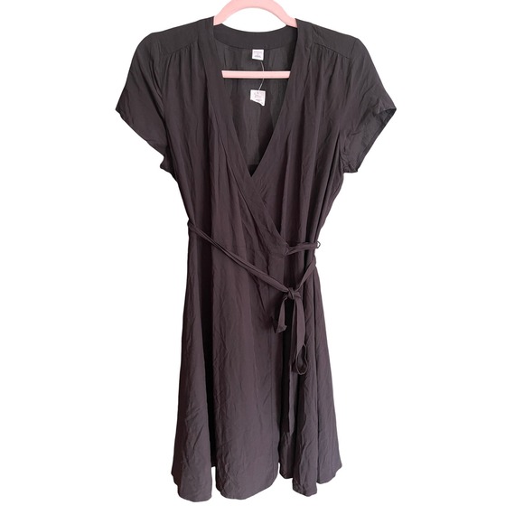 Old Navy Dresses & Skirts - NWT Old Navy Womens Black Rayon Short Sleeve Wrap Mini Dress Size Small